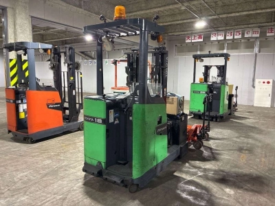 TOYOTA  FORKLIFT 
