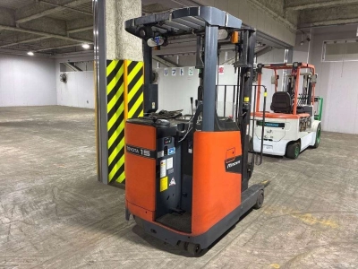 TOYOTA  FORKLIFT 