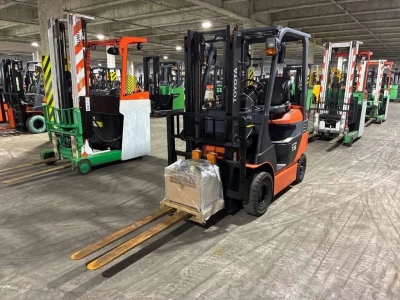 TOYOTA  FORKLIFT 