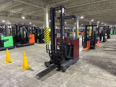 TOYOTA  FORKLIFT 