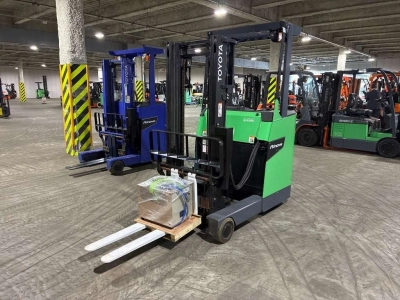 TOYOTA  FORKLIFT 