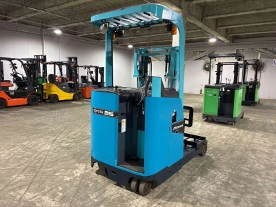 TOYOTA  FORKLIFT 