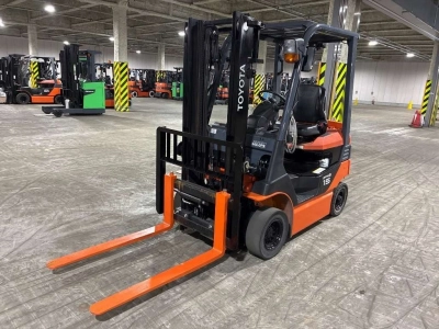 TOYOTA  FORKLIFT 