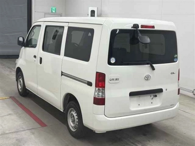 TOYOTA LITE ACE VAN