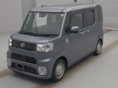 TOYOTA PIXIS MEGA