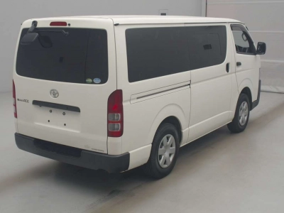 TOYOTA REGIUS VAN