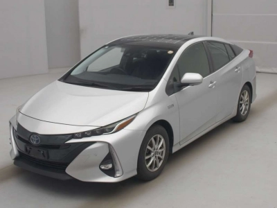 TOYOTA PRIUS PHV