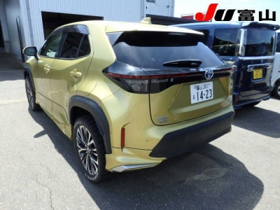 TOYOTA YARIS CROSS