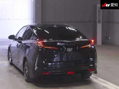 TOYOTA PRIUS PHV