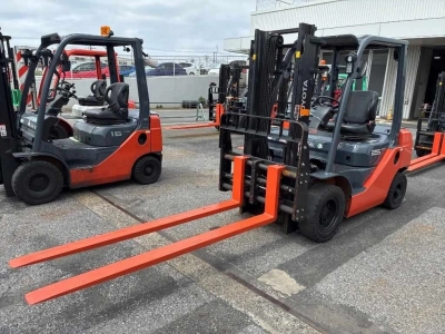 TOYOTA  FORKLIFT 