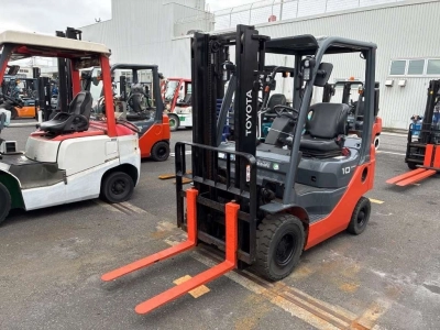 TOYOTA  FORKLIFT 
