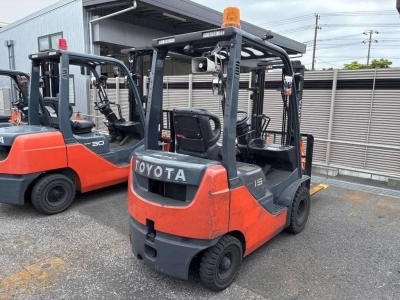 TOYOTA  FORKLIFT 
