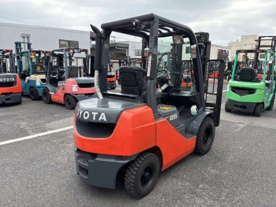 TOYOTA  FORKLIFT 
