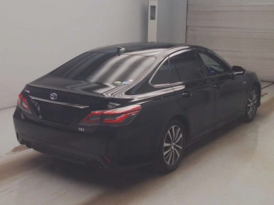 TOYOTA CROWN HYBRID