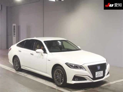 TOYOTA CROWN HYBRID