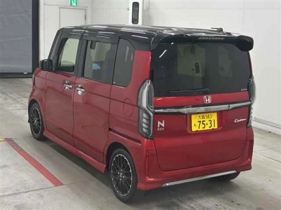 HONDA N BOX CUSTOM