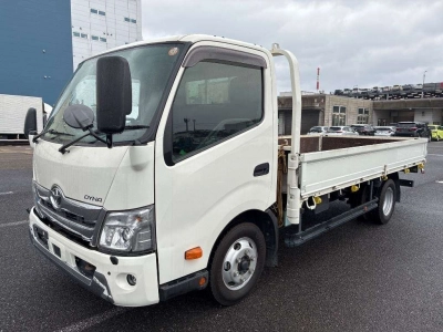 TOYOTA DYNA TRUCK