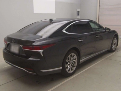 LEXUS LS