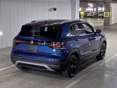 VOLKSWAGEN T-CROSS