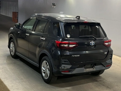 TOYOTA RAIZE