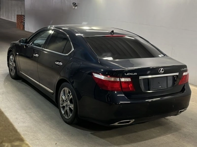LEXUS LS