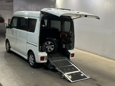 NISSAN NV100 CLIPPER RIO