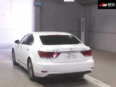 LEXUS LS