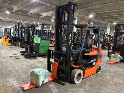 TOYOTA  FORKLIFT 
