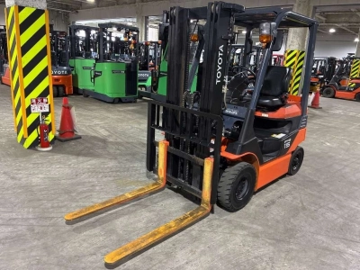 TOYOTA  FORKLIFT 