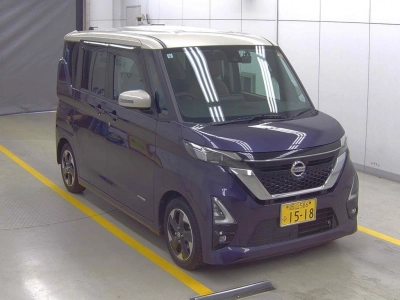 NISSAN ROOX