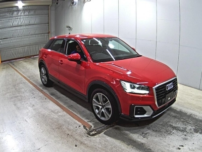 AUDI Q2