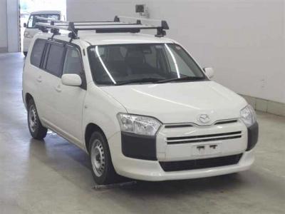 MAZDA FAMILIA VAN