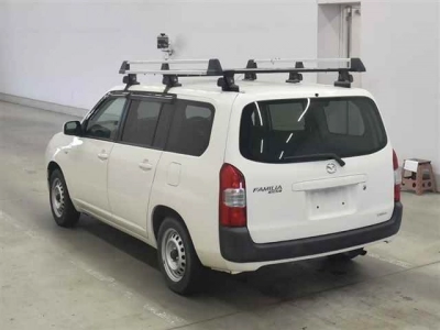 MAZDA FAMILIA VAN