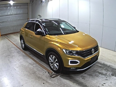 VOLKSWAGEN T-ROC