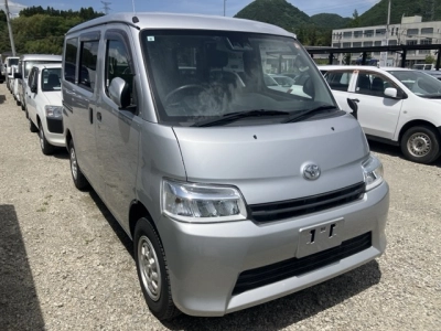TOYOTA TOWN ACE