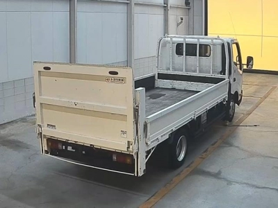 TOYOTA DYNA