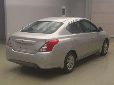 NISSAN TIIDA LATIO