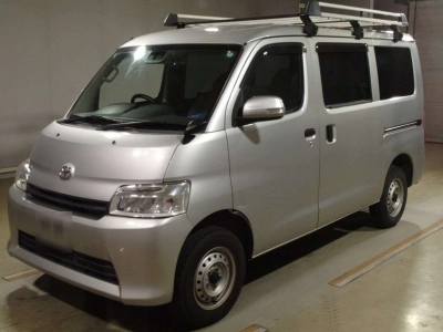 TOYOTA TOWN ACE VAN