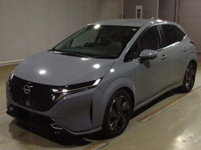 NISSAN AURA