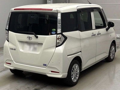 TOYOTA TANK