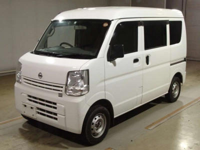 NISSAN NV100 CLIPPER
