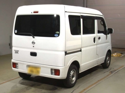 NISSAN NV100 CLIPPER