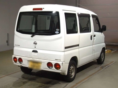 NISSAN CLIPPER VAN