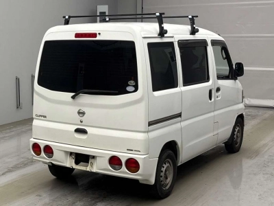 NISSAN CLIPPER VAN