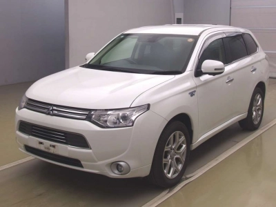 MITSUBISHI OUTLANDER PHEV