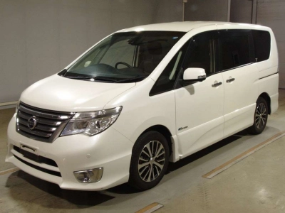 NISSAN SERENA