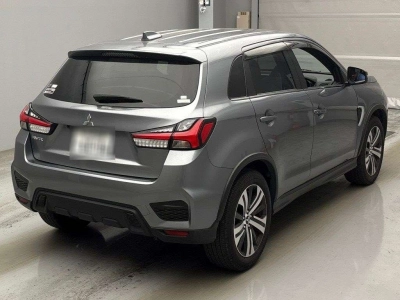MITSUBISHI RVR