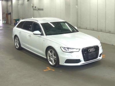 AUDI A6 AVANTE