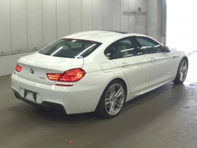 BMW 6 SERIES