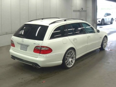 MERCEDES BENZ AMG E CLASS STATION WAGON